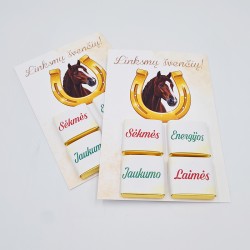 Atvirukas su šokoladukais „Linksmų švenčių“