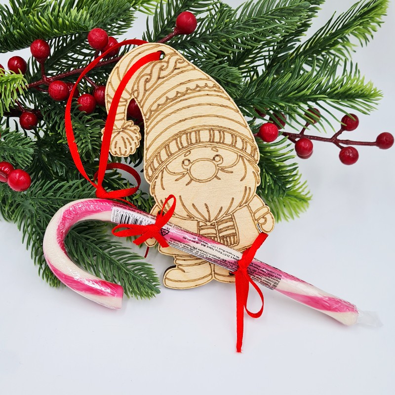 Nuspalvink eglutės žaisliuką nykštuką