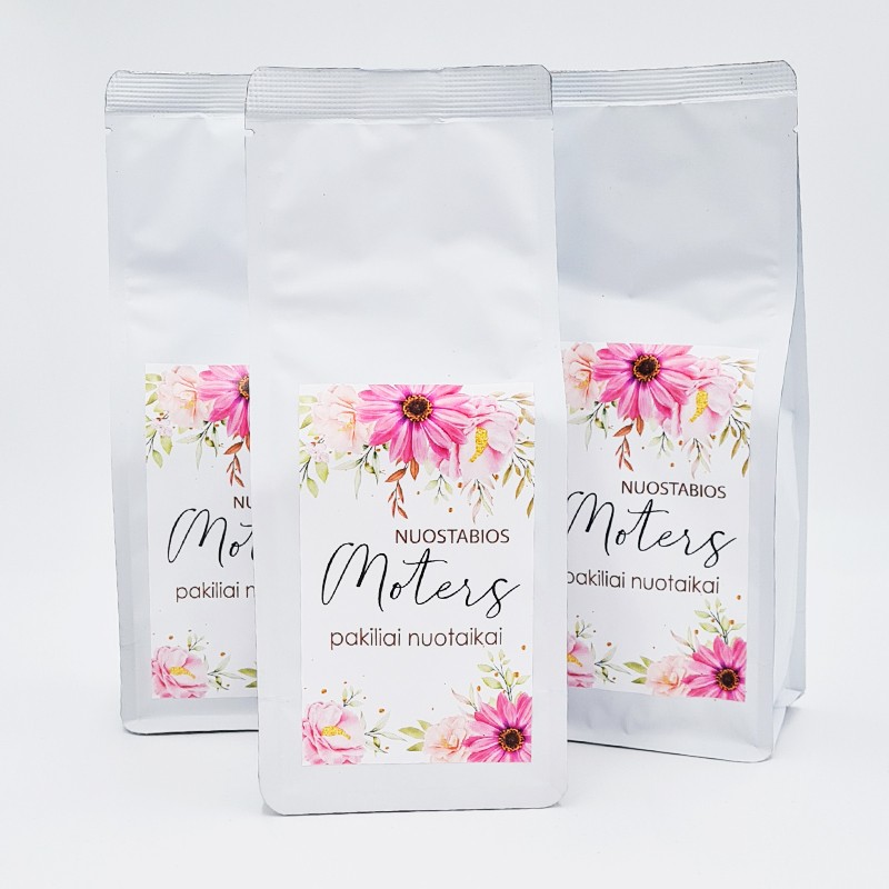 Kava „Nuostabios moters pakiliai nuotaikai“