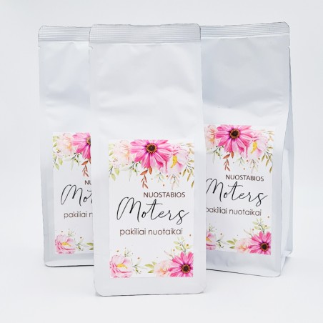 Kava „Nuostabios moters pakiliai nuotaikai“