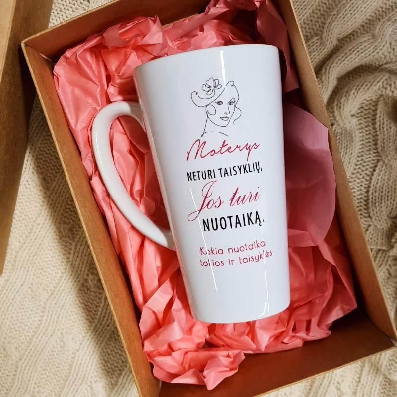 Latte puodelis „Moterys neturi taisyklių“