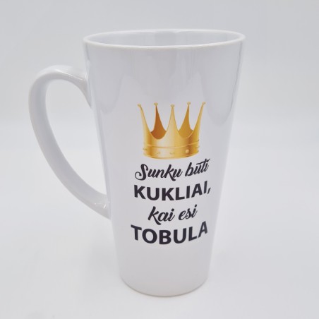 Latte puodelis „Sunku būti kukliai, kai esi tobula“