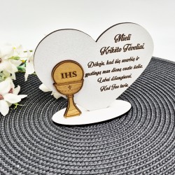 Pastatoma širdis „Brangūs Krikšto tėveliai“