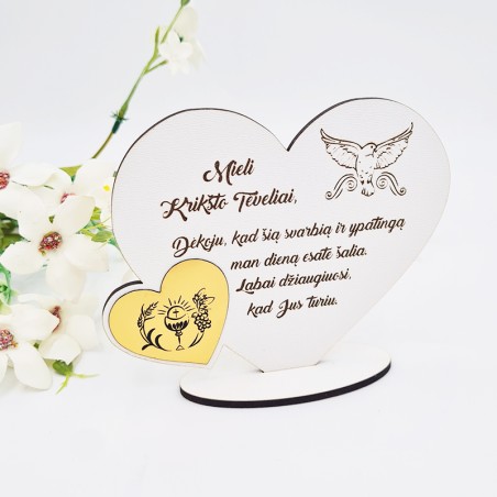 Pastatoma širdis „Mieli Krikšto tėveliai“