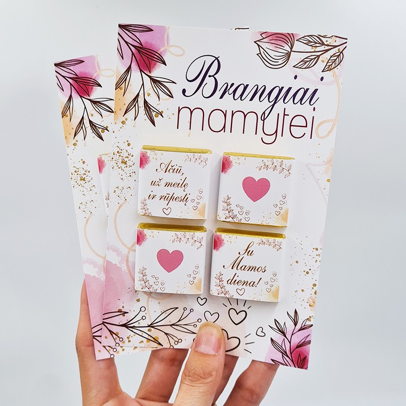 Atvirukas su šokoladukais „Brangiai mamytei“