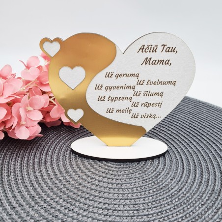 Pastatoma padėka širdelė „Ačiū, tau mama“