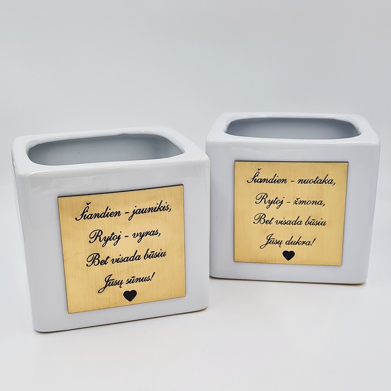 Vazonas „Šiandien-jaunikis, šiandien - nuotaka““