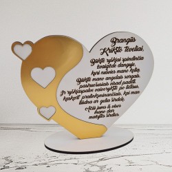 Pastatoma širdis „Brangūs Krikšto tėveliai“