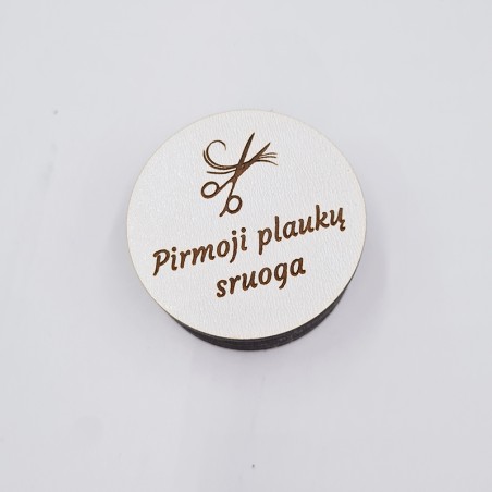 Balta graviruota dėžutė „Pirmasis dantukas“